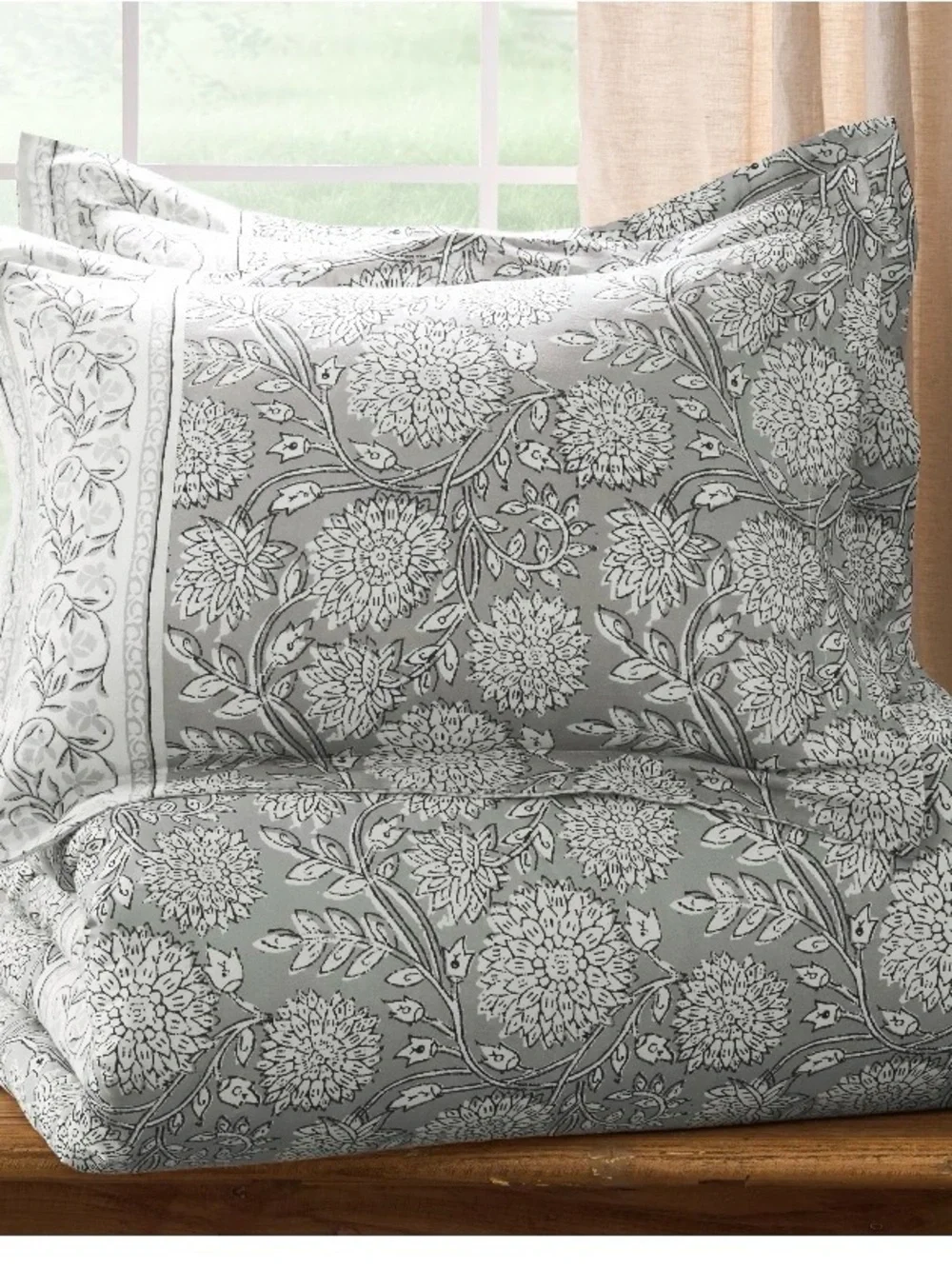 Levtex Home Adare Grey Duvet Cover Set -3 Piece 90x94 100% Cotton